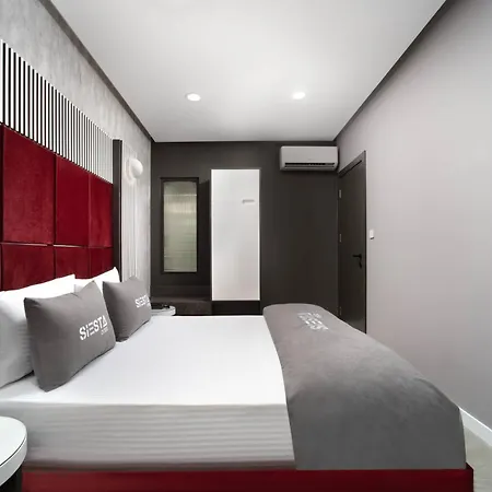 Hotel Siesta Bakirkoey 3*